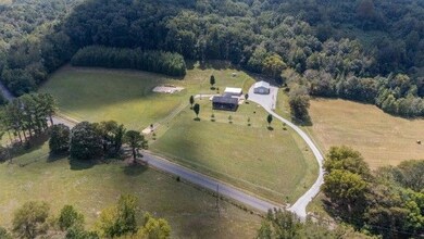 6285 Rayburn Creek Rd, Collinwood, TN 38450 - photo 7