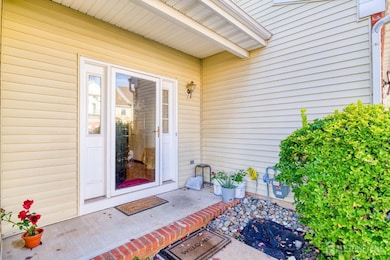 1408 Joseph Ct, South Plainfield, NJ 07080 - photo 4