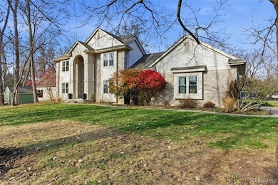 6960 Long Ave, West Bloomfield, MI 48322 - photo 3