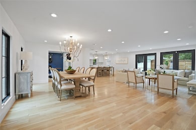 13306 Queensbury Ln, Houston, TX 77079 - photo 2