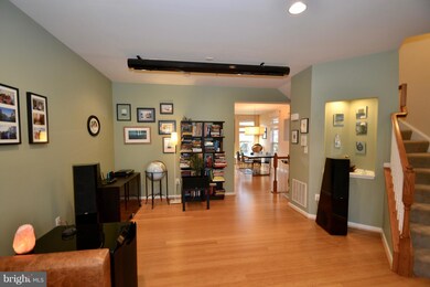 4559 Hidden Stream Ct, Owings Mills, MD 21117 - photo 4