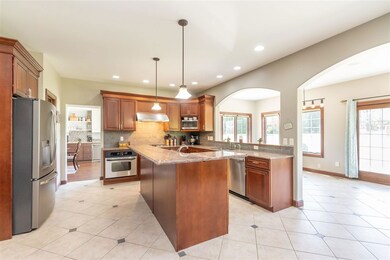 3026 Concord Cir, Cedar Falls, IA 50613 - photo 5