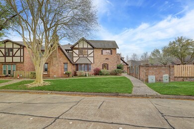 5 Sunmeadow Blvd, Friendswood, TX 77546 - photo 2