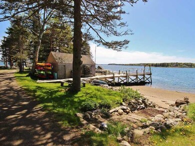 Waterfront/Dock/Pier.
