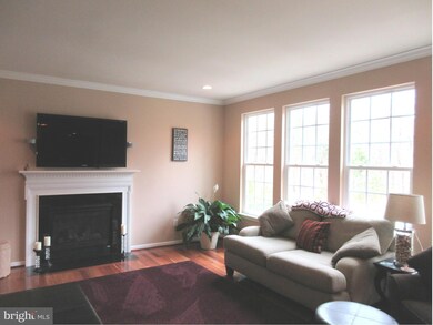1623 Lindley Dr, Hanover, MD 21076 - photo 4