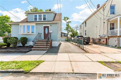 74 Charles St, Carteret, NJ 07008 - photo 2
