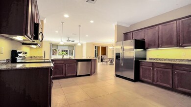 Kitchen  (3)