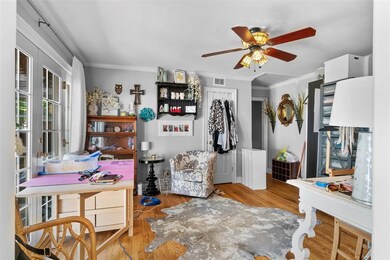 7223 E Mockingbird Ln, Dallas, TX 75214 - photo 6