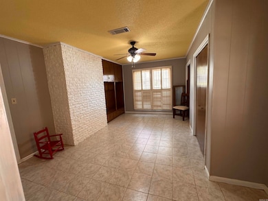 1711 Coker Hampton Dr, Stuttgart, AR 72160 - photo 2