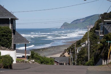 1438 SW Coast Ave, Lincoln City, OR 97367 - photo 2