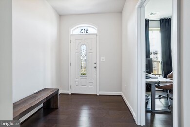 513 Windboard Way, Oxon Hill, MD 20745 - photo 6