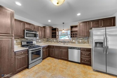 1104 Maxwell St, Crown Point, IN 46307 - photo 4