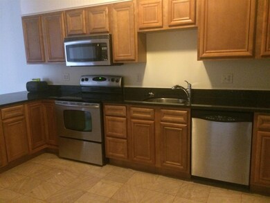 99 Mammoth Rd unit 7, Hooksett, NH 03106 - photo 5