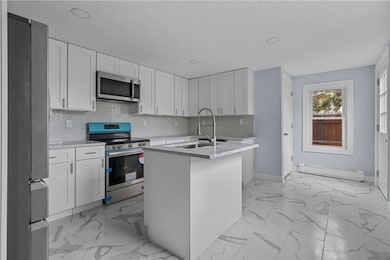 89 Holly St, Riverside, RI 02915 - photo 2