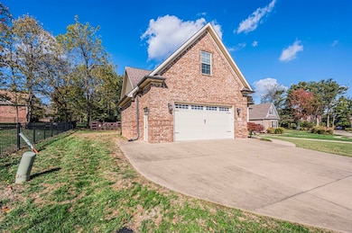 212 Chelsa Ct, Bowling Green, KY 42101 - photo 3