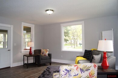 102 N Franklin St, New Ulm, MN 56073 - photo 3