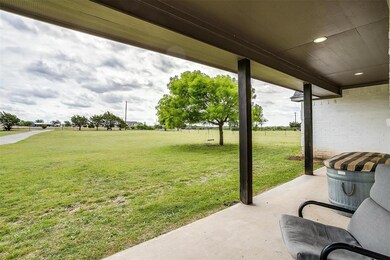 6625 Hutcheson Hill Rd, Springtown, TX 76082 - photo 6