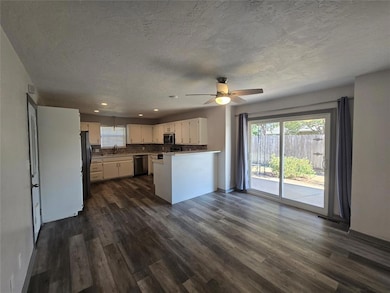 3420 Kings Way, Altus, OK 73521 - photo 5