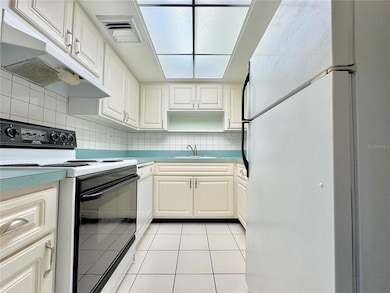 21300 Brinson Ave unit 112, Port Charlotte, FL 33952 - photo 5