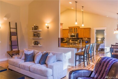 6031 139th Ln SW, Rochester, WA 98579 - photo 7