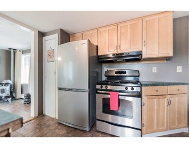 283 Colonial Rd, Lawrence, MA 01843 - photo 7