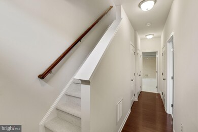 43140 Whelplehill Terrace, Ashburn, VA 20148 - photo 5