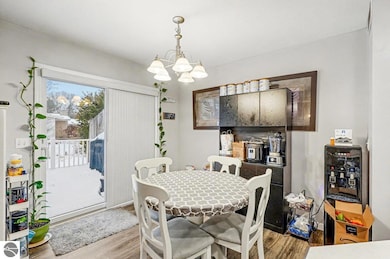 2430 Rosewood N unit B, Mount Pleasant, MI 48858 - photo 4