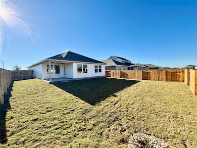 185 Fossil Dr, Kyle, TX 78640 - photo 5