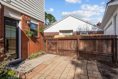 14947 Redwood Bend Trail, Houston, TX 77062 - photo 6