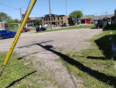 2263 W Broad 2