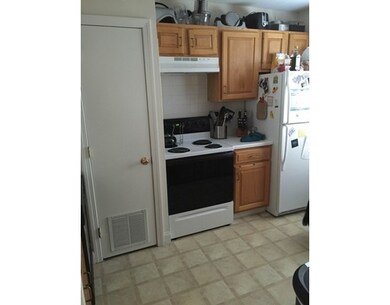 2704 Windsor Ridge Dr, Westborough, MA 01581 - photo 4