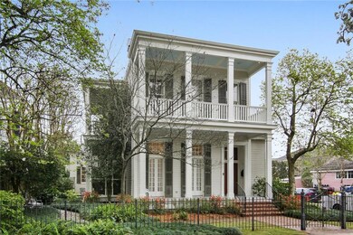 DOUBLE GALLERY ITALIANATE HOME