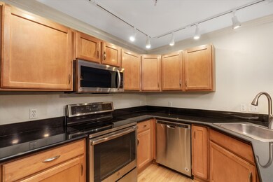 11-2992 Barclay Way 008