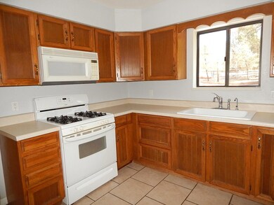 909 S Pineview St, Payson, AZ 85541 - photo 4