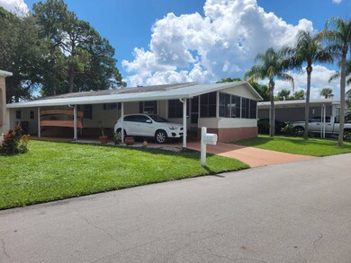 7241 42nd Way N unit 483, West Palm Beach, FL 33404 - photo 2