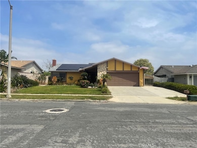 853 W Crestview St, Corona, CA 92882 - photo 2