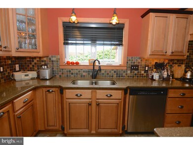 1940 Olive St, Reading, PA 19604 - photo 7