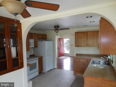 417 Seventh E, Ranson, WV 25438 - photo 5