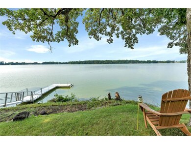 90 ft of hard bottom lakeshore on Lake Marion. Alu