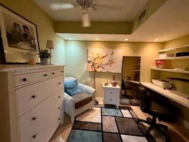 910 Michigan Ave unit 304, Miami Beach, FL 33139 - photo 6