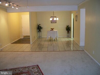 7640 Tremayne Place unit 109, McLean, VA 22102 - photo 2