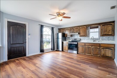 717 N Dahlia St, Pharr, TX 78577 - photo 3