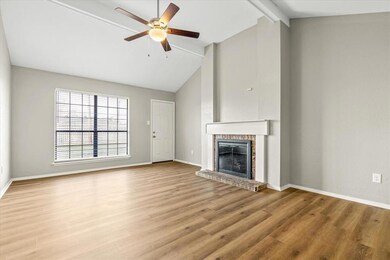 702 Parkridge Dr, Decatur, TX 76234 - photo 6