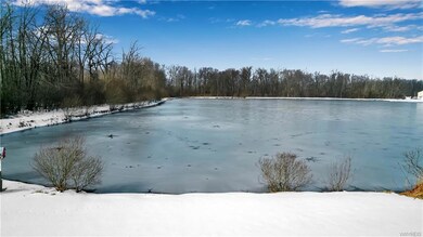 7366 Winbert Dr, North Tonawanda, NY 14120 - photo 4