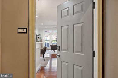 The Prescott unit 119, Alexandria, VA 22314 - photo 2