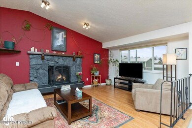 7030 Joseph St, Anchorage, AK 99518 - photo 5