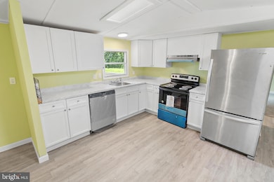 1173 Tub Run Hollow Rd, Hedgesville, WV 25427 - photo 3