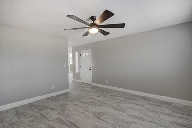 1239 W Pecos Ave-7