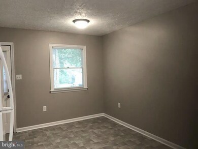 45800 Sayre Dr, Great Mills, MD 20634 - photo 7