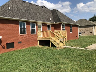 107 Brooklyn Cir, Shelbyville, TN 37160 - photo 2